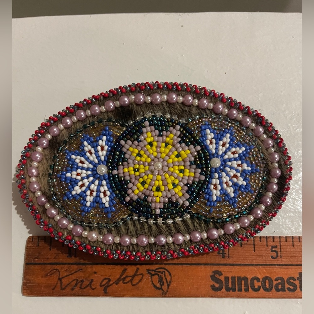 Vintage Hand Beaded Hair Barrette Hair-On Hide Large - Picture 5 of 5